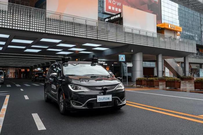 AutoX發布中國首個大型RoboTaxi運營中心網絡，覆蓋北上廣深十大基地