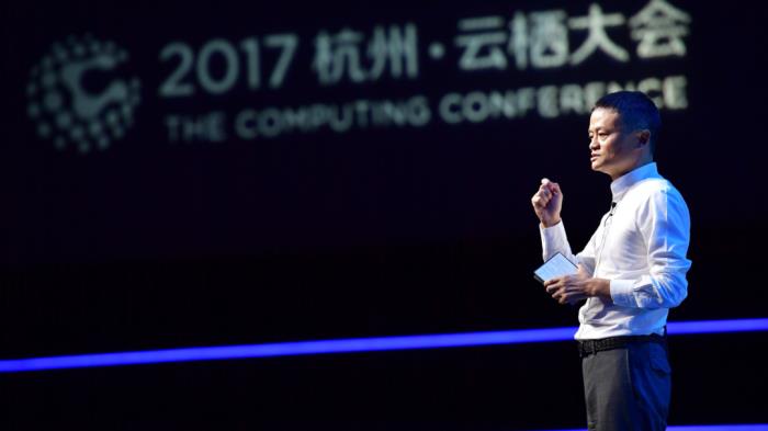 「銅三鐵四」裁員潮,大廠 AI 青年生存也遇問題?