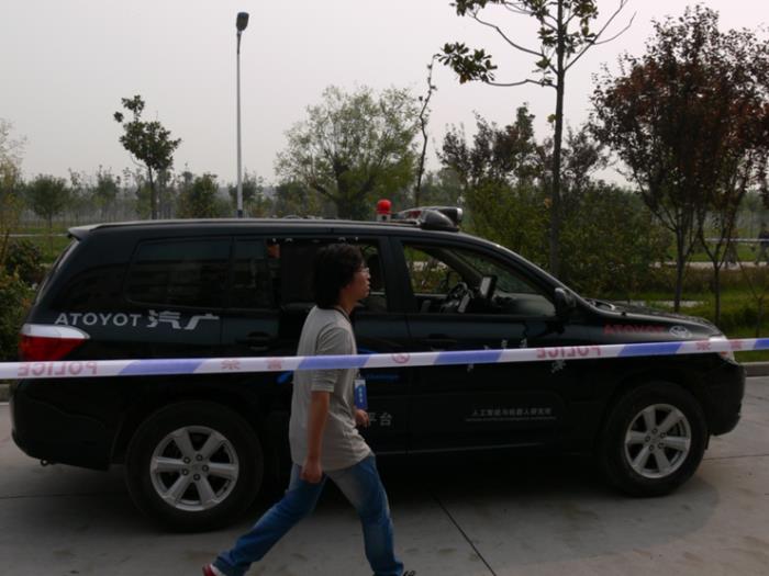 崔迪瀟：無人駕駛、搖滾和半個(gè)西安人 | 智能車未來挑戰(zhàn)賽人物報(bào)道