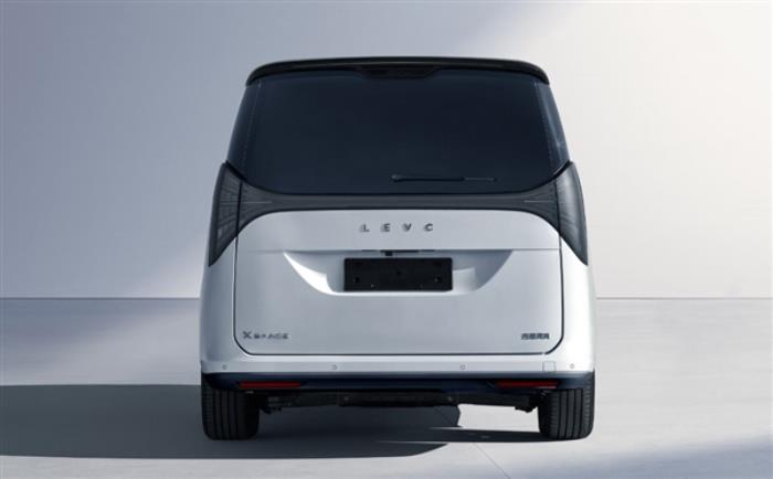 吉利又發(fā)新車！全新純電MPV翼真Xspace亮相：形似AI制圖