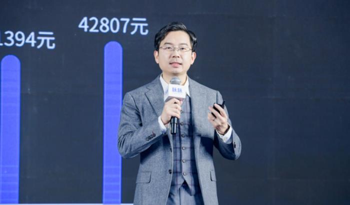 脈脈2023年度人才遷徙報告： ChatGPT研究員6.7萬居高薪榜首位