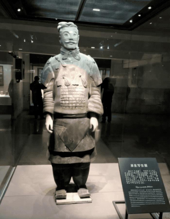 兵馬俑跳《科目三》，貝佐斯跳二次元宅舞...阿里通義千問統統安排上了！
