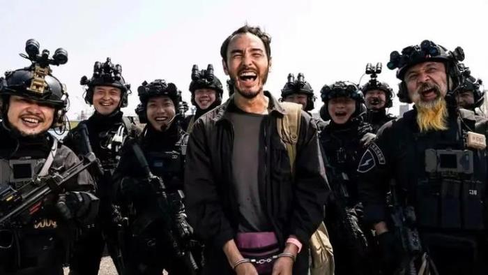 手機大模型崛起：榮米 OV 的戰場廝殺