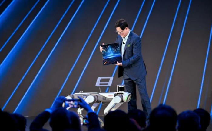 聯想只是把AI PC的價格打到5999元起嗎？