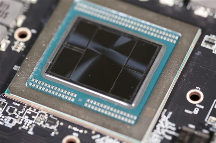 臺積電CoWoS先進封裝產能告急！根本無法滿足AI GPU需求
