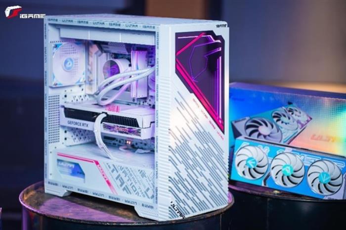 七彩虹攜手NVIDIA參加臺北電腦展：半開放式主機新品等多款AI PC驚艷亮相