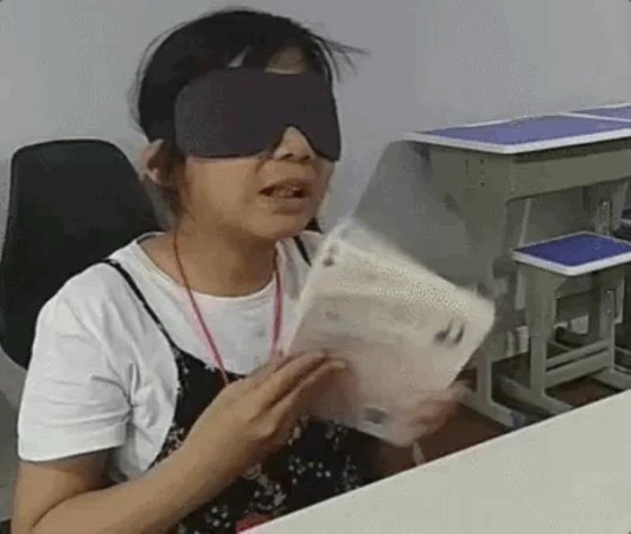 北京9歲小學生,已經(jīng)用AI出書了!羅永浩圍觀:有事找不到我找AI
