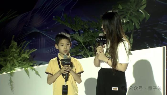 北京9歲小學生,已經(jīng)用AI出書了!羅永浩圍觀:有事找不到我找AI
