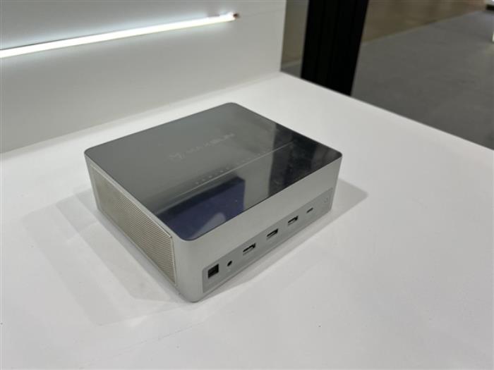 銘瑄多款AI新品集中亮相！還有神秘RTX 4080 SUPER顯卡現身