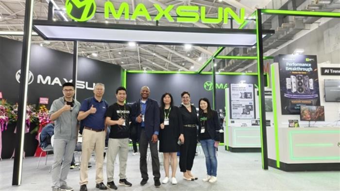 銘瑄多款AI新品集中亮相！還有神秘RTX 4080 SUPER顯卡現身