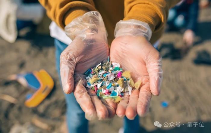 讓Karpathy倍感意外的研究:人類大腦已被塑料污染