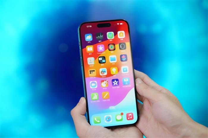 萬(wàn)元機(jī)型備貨70%！蘋(píng)果押寶iPhone 16 Pro系列：相信AI能讓大家踴躍換機(jī)