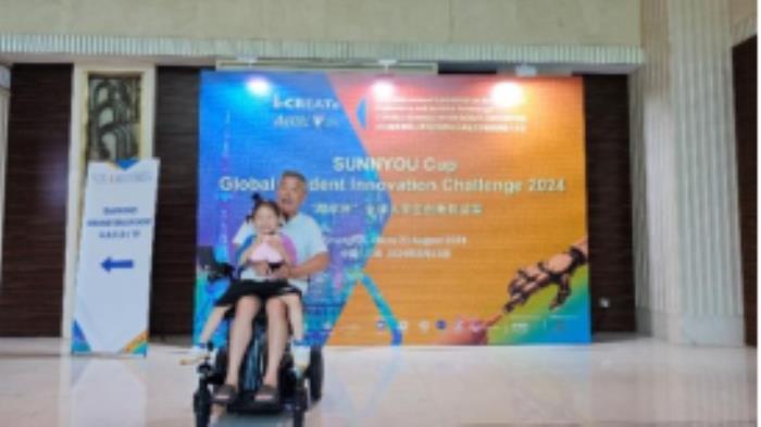 北京科技大學(xué)和國家康復(fù)輔具研究中心 聯(lián)合發(fā)布“新一代智能電動輪椅技術(shù)”