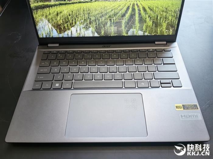 AI提升1843％！酷睿Ultra 200V系列正式發布：史上最快單核、功耗驟降50％