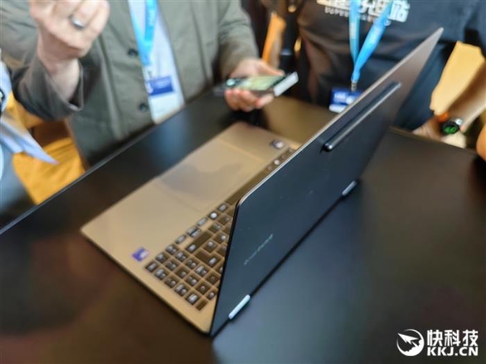 AI提升1843％！酷睿Ultra 200V系列正式發布：史上最快單核、功耗驟降50％