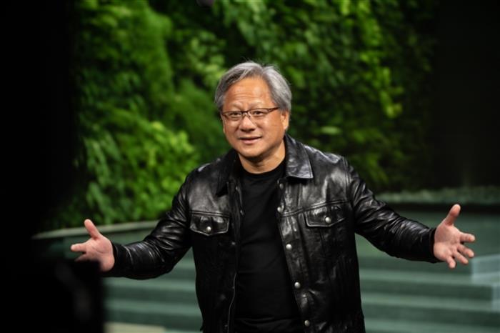 縮小AI差距！黃仁勛：歐洲應大舉采購NVIDIA GPU