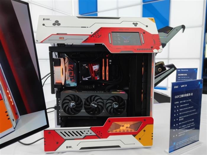 臺式機(jī)邁入AI時代！Intel酷睿Ultra 200S/200V攜30款機(jī)型齊亮相