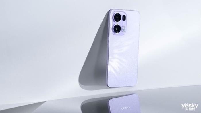AI消除再升級，OPPO Reno13系列一鍵路人消除體驗