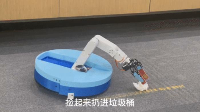 會撿垃圾、能干家務，元蘿卜“視覺+機械臂”技術掃地機器人首秀