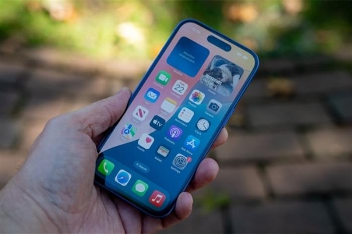 蘋果AI有效果：iPhone用戶換機周期罕見縮短！