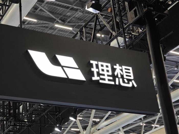 曝理想汽車內部調整：李想騰出精力鉆研AI