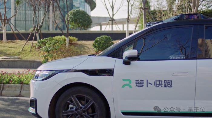 中國頂流無人駕駛提速出海:安全久經考驗,外國big name實名好評