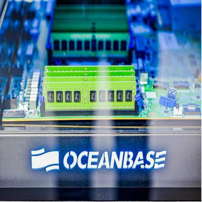 OceanBase全員信:全面擁抱AI,打造AI時代的數據底座