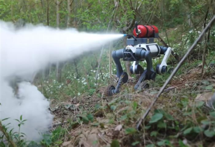 專為復雜環境而生 云深處山貓M20中型輪足機器人發布：能爬能滾