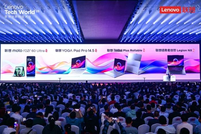 告別“傻”AI！聯想天禧個人超級智能體正式發布：越用越懂你